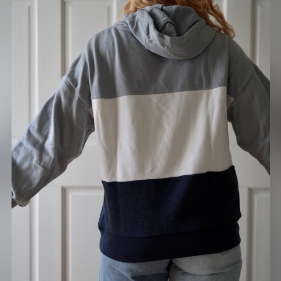 AEO Color-block Hoodie - Picture 4 of 5